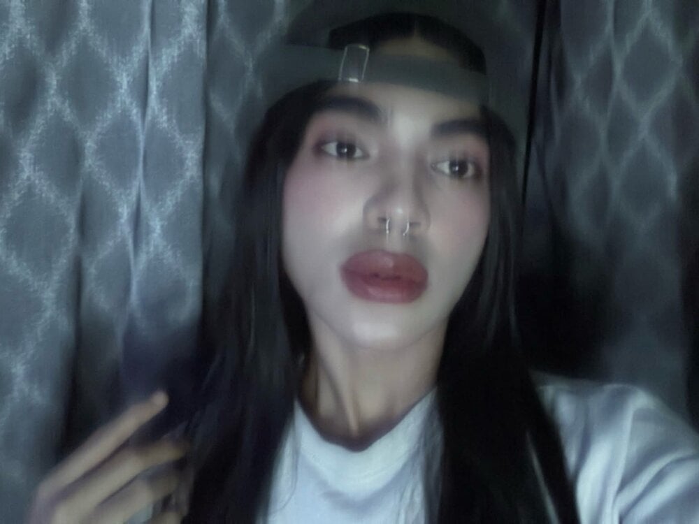 sluttyasianmary
