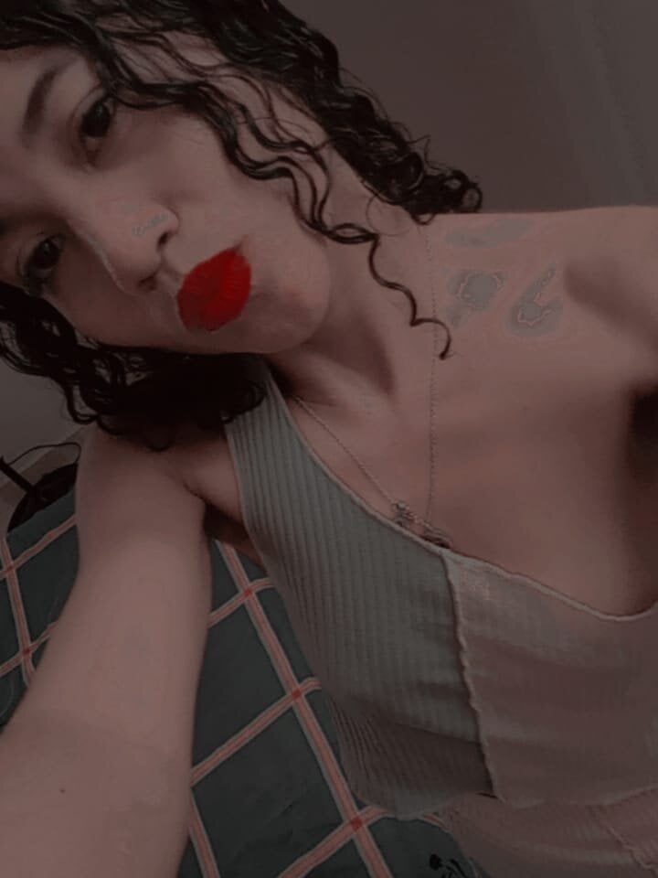 small_latinas