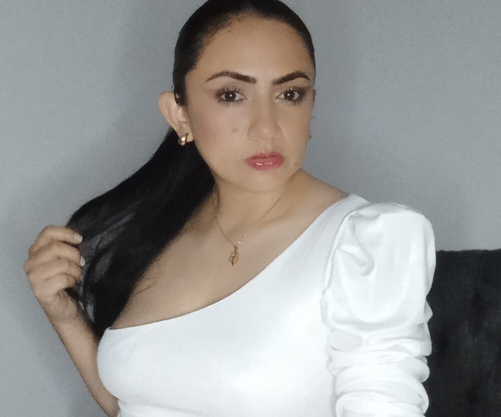 suki_decker1