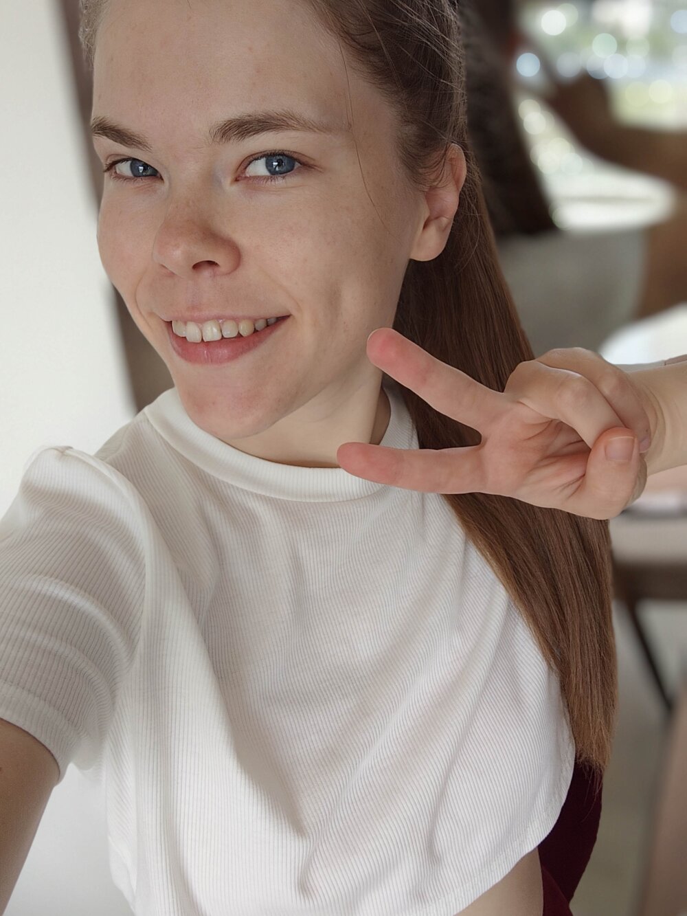 touchme_lola