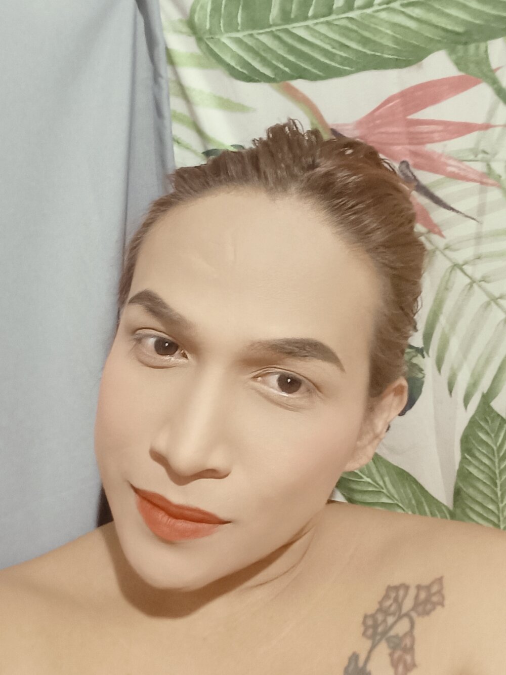 ur_asian_hotcum69