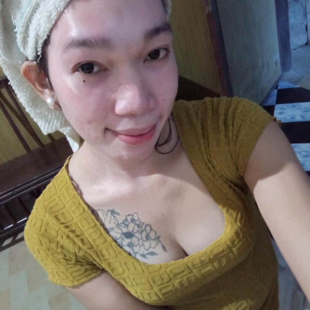 ur_naughtygirl