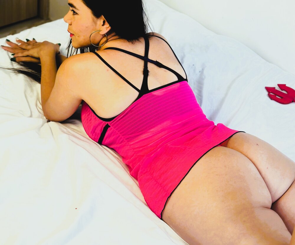 vale_princess_boobs