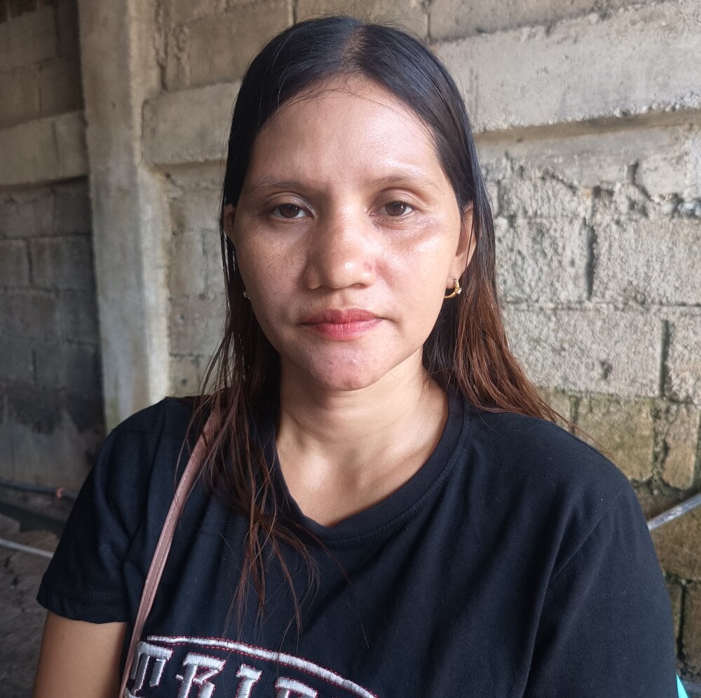 wet_pinay25